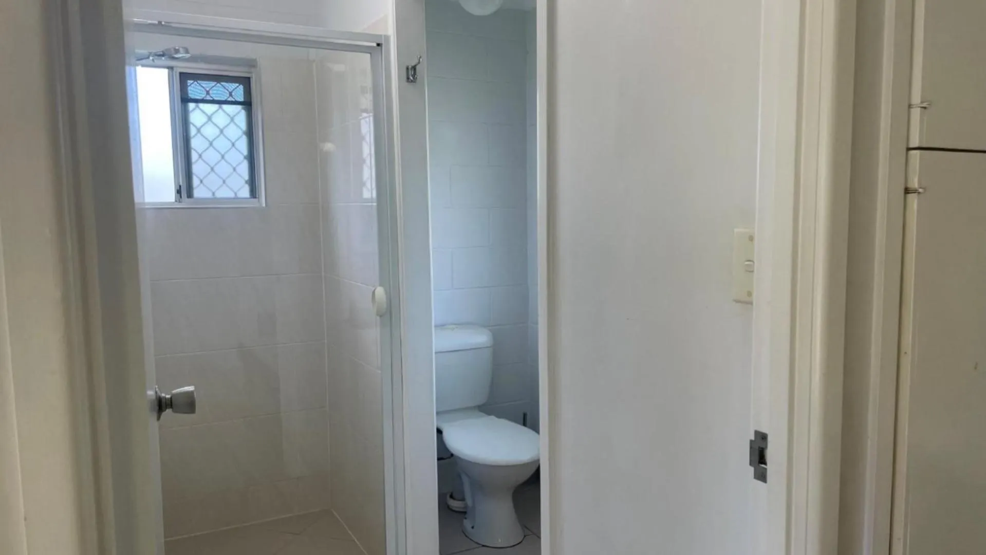 Lowset Home With Attached Granny Flat - Doomba Dr, Bongaree 0*,