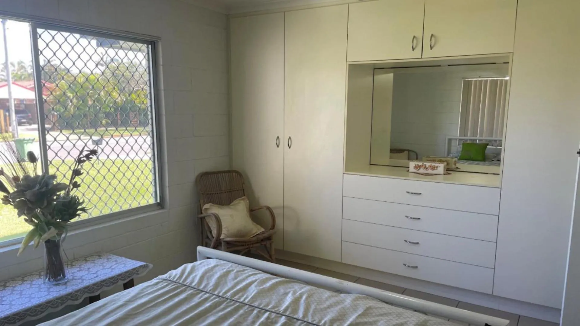 Vakantiehuis Lowset Home With Attached Granny Flat - Doomba Dr, Bongaree